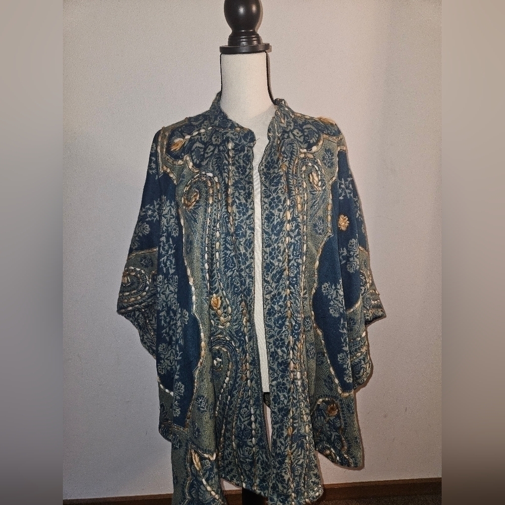 Luxurious Navy and Gold Women's Cape